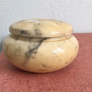 Vintage Italian alabaster lidded jar bowl